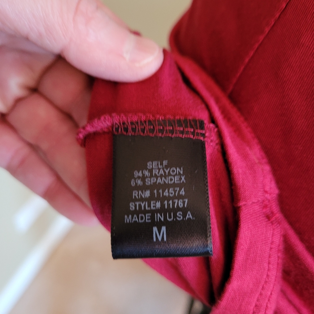 NWOT Deep Red Racerback Tank Top - Picture 4 of 11